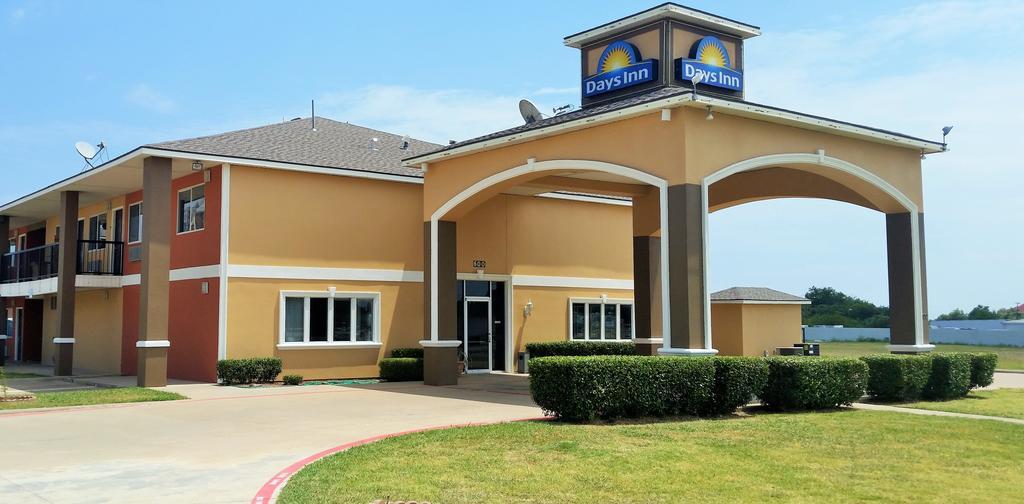 Days Inn By Wyndham Ennis Exterior foto